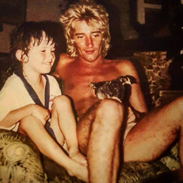 #rodstewart. Back in Spain for the with #teamfollowback. rods favorite team. We went to the world cup, with my uncle Donnie and rod wore a fake beard. The topper was when he brought the whole team back to our place. Let's just say my mom wasn't to happy bc we only had that little chicken for 30 now. But who really ate in the 80's. Those were some fun times, Love you guys @alanakstewart @seanstewart